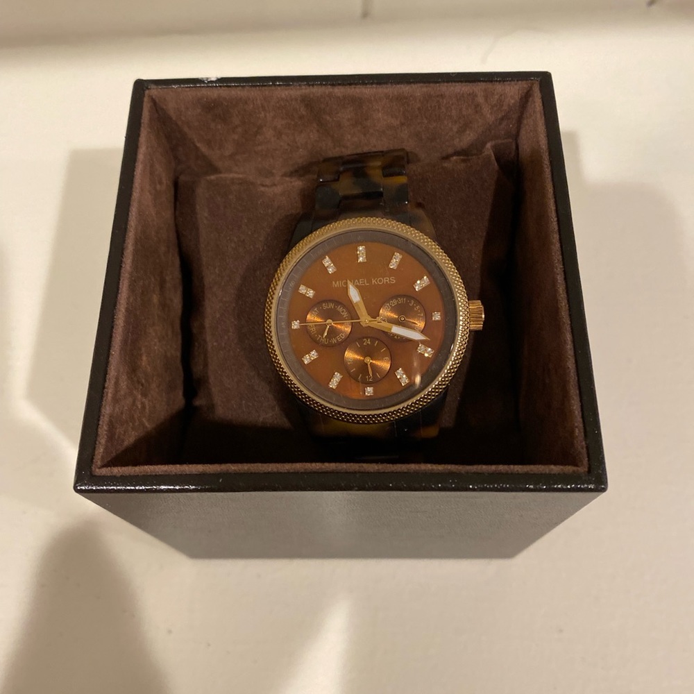 Michael kors jet set tortoise shell watch